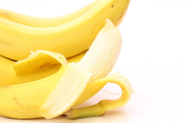 「バナナの皮」は捨てちゃダメ！試してみたいバナナの皮の使い道３選