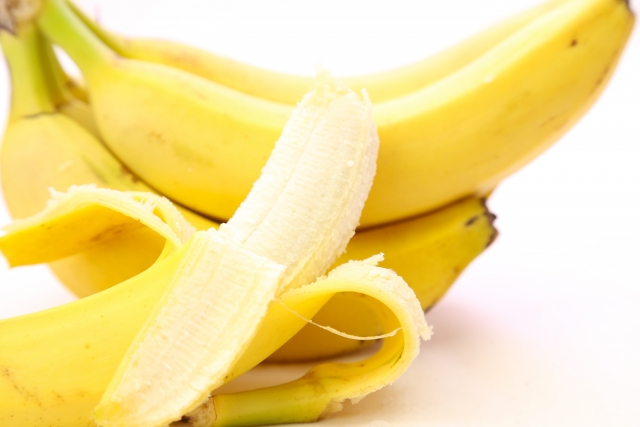 運動中はスポーツドリンクよりもバナナを摂取すべし！